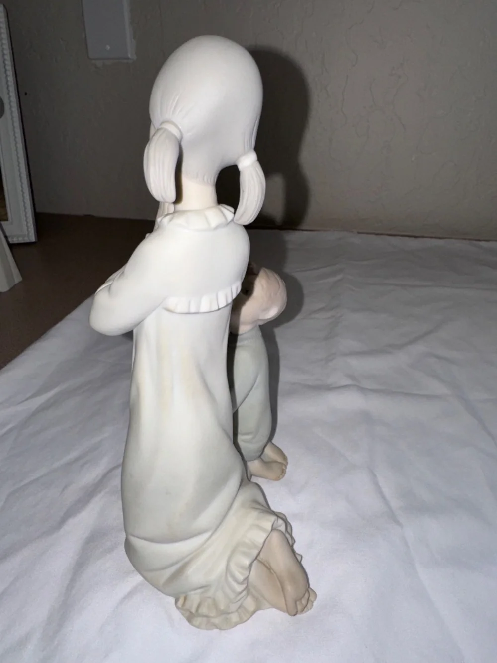 Lladro Figurines Boy & Girl Teaching to Pray  in PJ
